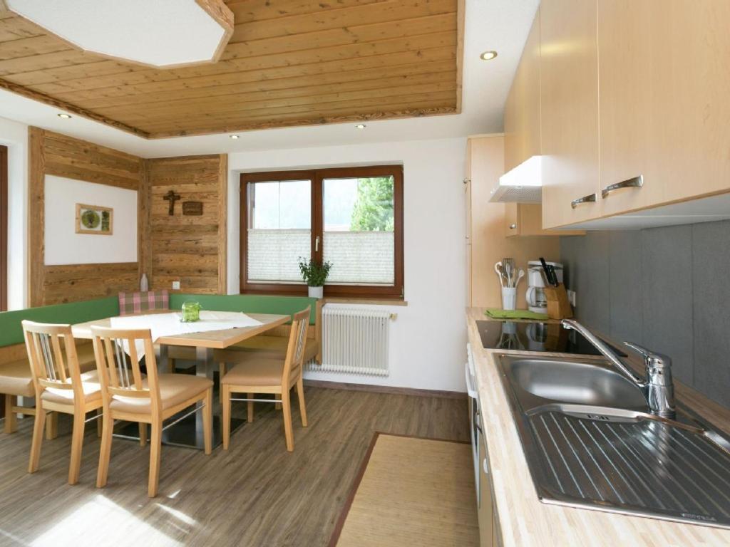 Haus Helene Prantl Apartment Langenfeld Exterior photo